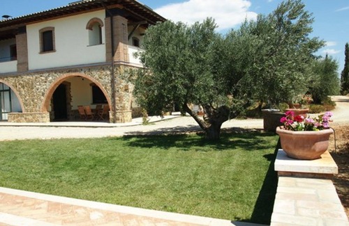 Follonica Appartement | Joli appartement pour 6 personnes avec TV, patio, vue panoramique et parking