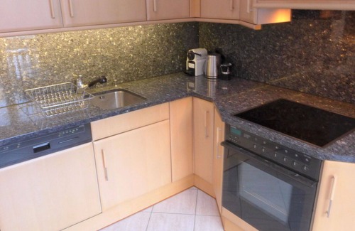 Taesch Appartement | Confortable appartement pour 6 personnes avec WIFI, TV et balcon