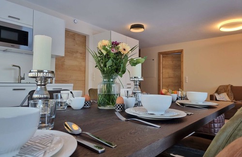 See Appartement | Bel appartement pour 6 personnes avec WIFI, TV et balcon