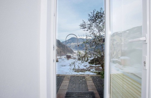 Hainzenberg Appartement | Bel appartement pour 4 personnes avec WIFI et TV