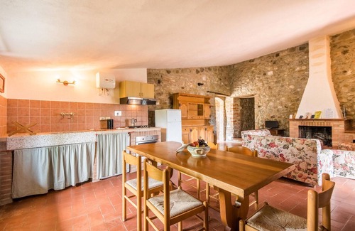 Radicondoli Appartement | Materno 4