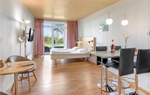 Sandvig Appartement | Nice Apartment In Allinge With Wifi