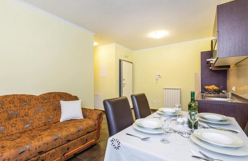 Soboli Appartement | Bel appartement à Calvle avec WiFi