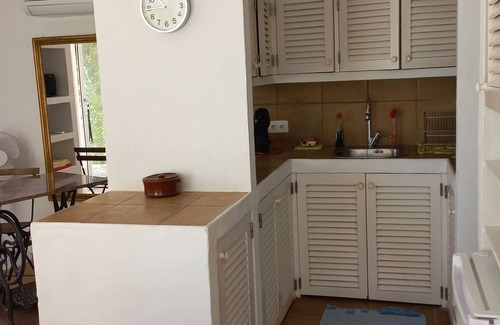 Puig Manya Appartement | Bel appartement à Cap Martinet, emplacement idéal, à quelques minutes de la plage
