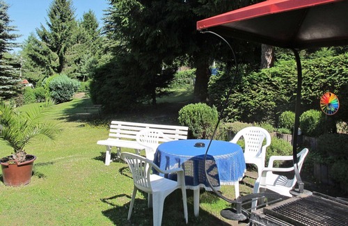 Steinbach-Hallenberg Maison | Bel appartement dans une maison de vacances pour 4 personnes avec WIFI, TV et patio