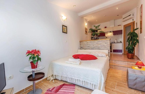 Hreljin Appartement | Nice apartment in Hreljin with Jacuzzi and WiFi