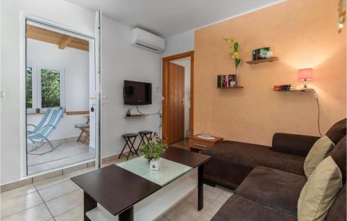 Kraljevica Appartement | Nice Apartment In Smrika With Kitchen