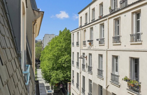 Quartier Sainte-Marguerite Appartement | Nice apartment in the heart of Paris by Weekome