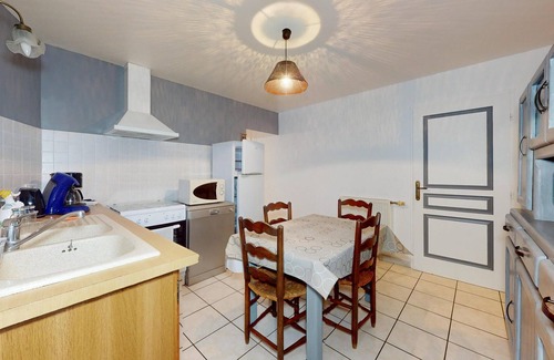 Trouvans Appartement | Bel appartement à Trouvans avec WiFi