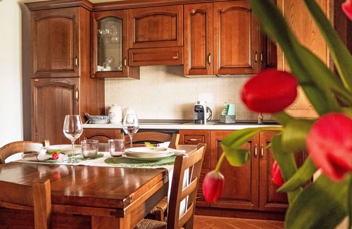 La Pesta Maison | Nice apartment in villa for 4 people with WIFI, A/C, TV, terrace and pets allowed