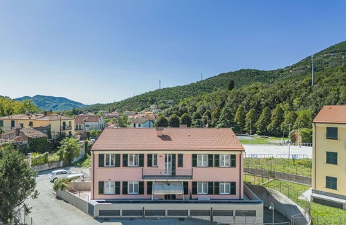 Sestri Levante Appartement | Confortable appartement pour 4 personnes avec WIFI, climatisation, TV et balcon