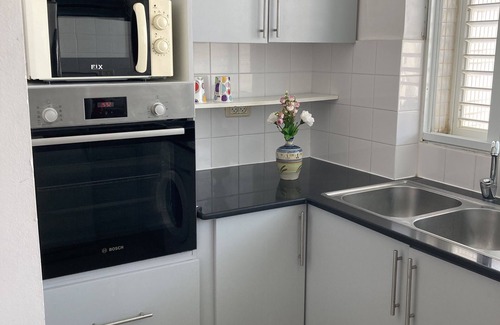 Netanya Appartement | Bel appartement Kikar, centre et plage, Résidence « Les Arches »
