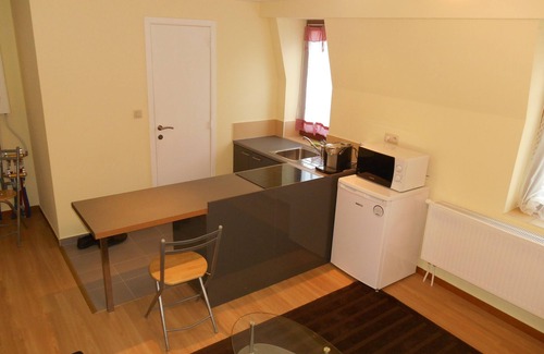 Koekelberg Appartement | Nice apartment near Elizabeth Park and the Basilica of Koekelberg
