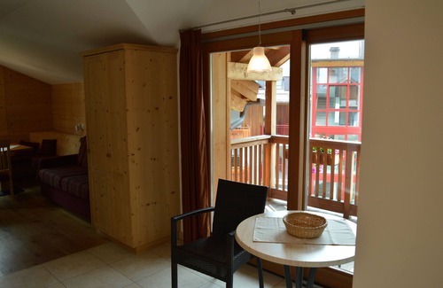 Selva di Val Gardena Appartement | Bel appartement sur le versant ensoleillé des Dolomites
