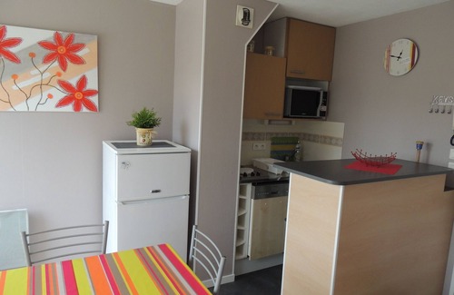 Vannes Appartement | Joli appartement très bien équipé 30m² avec balcon et garage sécurisé