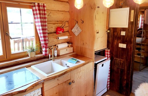 Klagenfurt-Wolfnitz Chalet De Ski | Nice chalet in Klagenfurt with hot tub