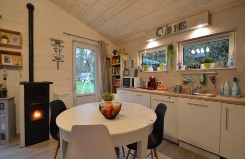 Saint-Leger Chalet De Ski | Nice chalet by the woods in Saint-Léger