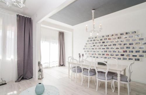 La Maternitat i Sant Ramon Appartement | Nice, Cozy, UP TO 6, FCB stadium, free parking