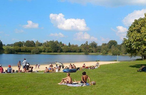 Saint-Pierre-de-Frugie Maison | Nice house in the Dordogne with a lake 15min by bike