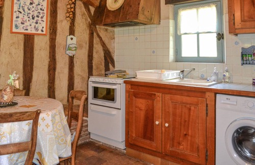 Saint-Jean-d'Eyraud Maison | Nice home in église-neuve-d'issac