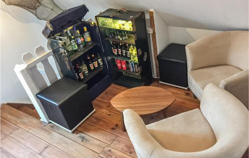 Alt Bukow Maison | Nice Home In Alt Bukow With Kitchen