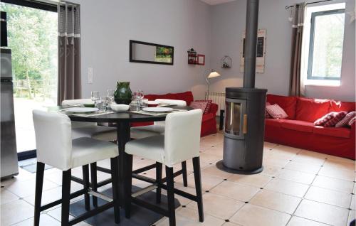 Auxais Maison | Nice Home In Auxais With Wifi