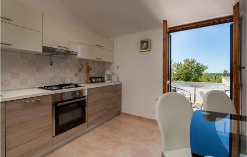 Orihi Maison | Nice Home In Barban With Kitchen