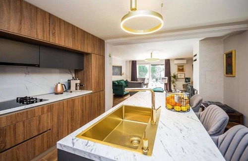 Bizovac Maison | Belle maison à Bizovac avec sauna