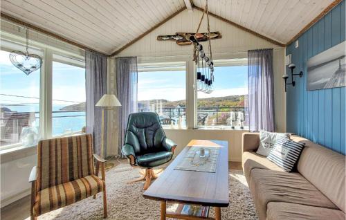 Bomlo Maison | Nice Home In Bremnes With Wifi