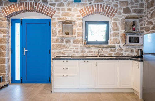 Drnis Maison | Belle maison à Drnis avec WiFi