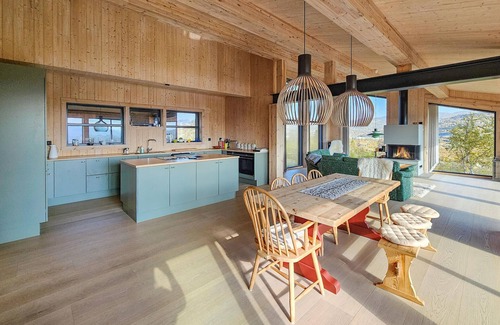 Vinje Maison | Belle maison à Edland avec sauna