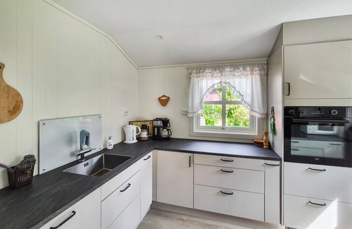 Eikelandsosen Maison | Nice home in Eikelandsosen with WiFi