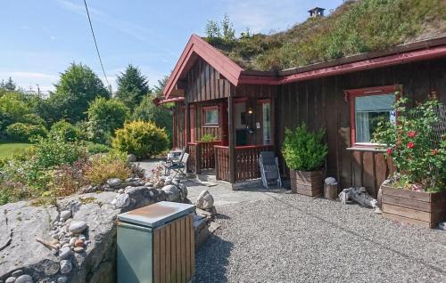 Gjengstoa Maison | Nice Home In Farstad With Wifi