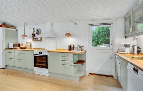 Asserbo Maison | Nice Home In Frederiksværk With Wifi