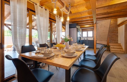 Bjelovar Maison | Belle maison à Gornje Plavnice avec.