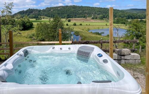 Veddige Maison | Nice Home In Grimmared With Wifi