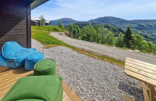 Luster Maison | Nice home in Hafslo with WiFi