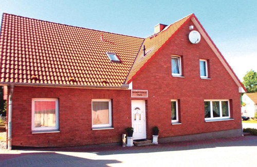 Satow Maison | Nice home in Hanstorf with 5 Bedrooms and WiFi