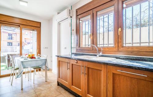 Jun Maison | Nice Home In Jun With Wifi