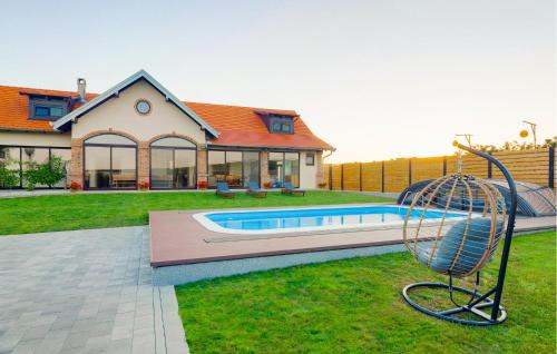 Karanac Maison | Nice Home In Karanac With Sauna