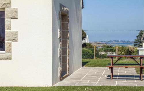 Lanmodez Maison | Nice Home In Lanmodez With Wifi