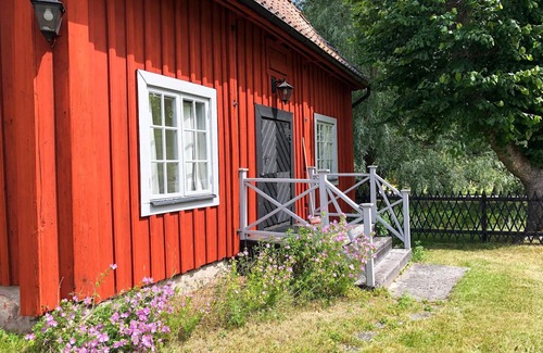 Mantorp Maison | Belle maison à Mantorp avec WiFi