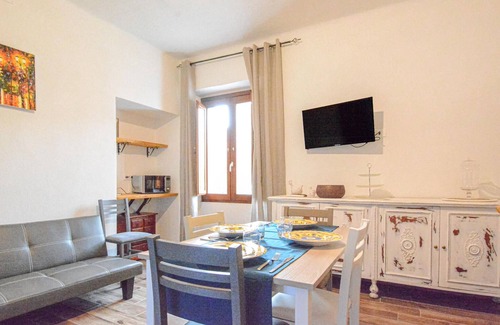 Ollolai Maison | Nice home in Ollolai with WiFi