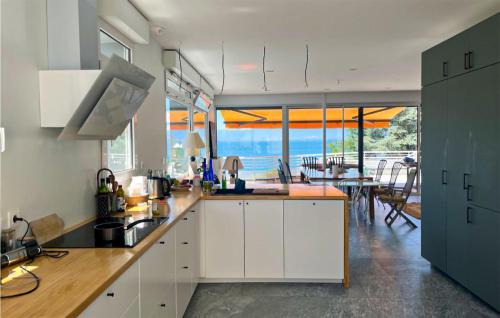 Pierre-Chatel Maison | Nice Home In Pierre-Châtel With Wifi