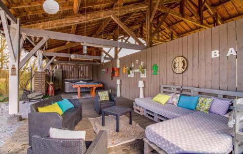 Savignac-sur-Leyze Maison | Nice Home In Savignac-Sur-Leyze