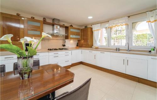Sa Torre Maison | Nice Home In Sa Torre