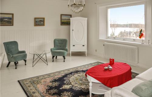 Segmon Maison | Nice Home In Segmon With Kitchen