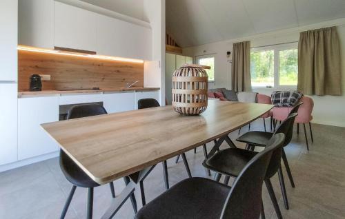 Somme-Leuze Maison | Nice Home In Somme-Leuze With Wifi