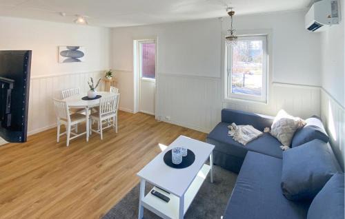 Tived Maison | Nice Home In Tived With Lake View