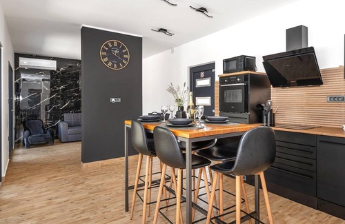 Drnis Maison | Belle maison à Trbounje avec WiFi